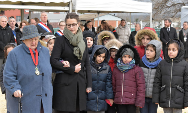 RETOUR SUR LA CÉRÉMONIE DE LA JOURNÉE INTERNATIONALE DE COMMÉMORATION EN MÉMOIRE DES VICTIMES DE L’HOLOCAUSTE AU WAGON SOUVENIR AU CAMP DES MILLES